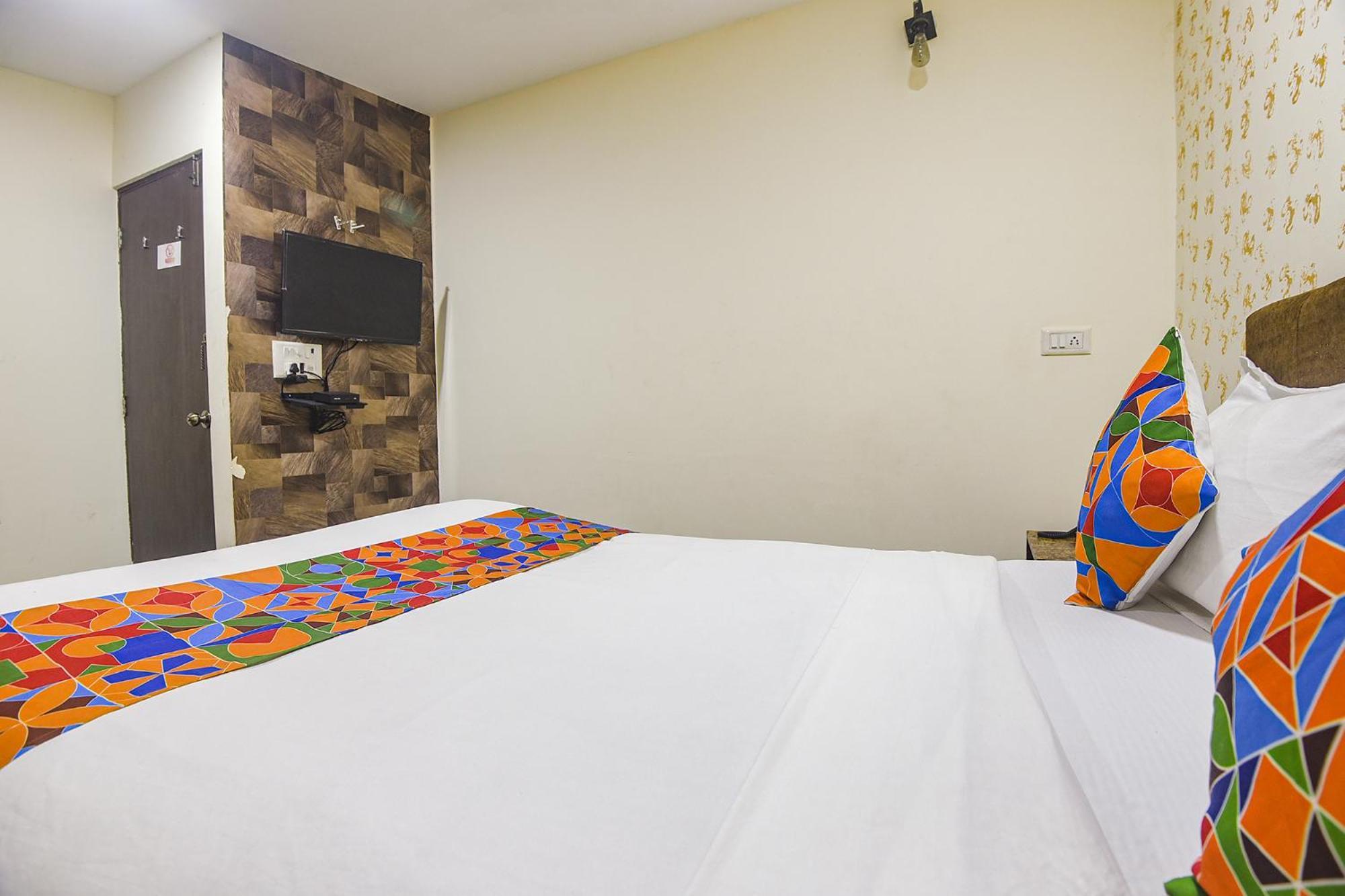 Fabhotel Rj 18 Beach Resort - Nr Baga Beach מראה חיצוני תמונה