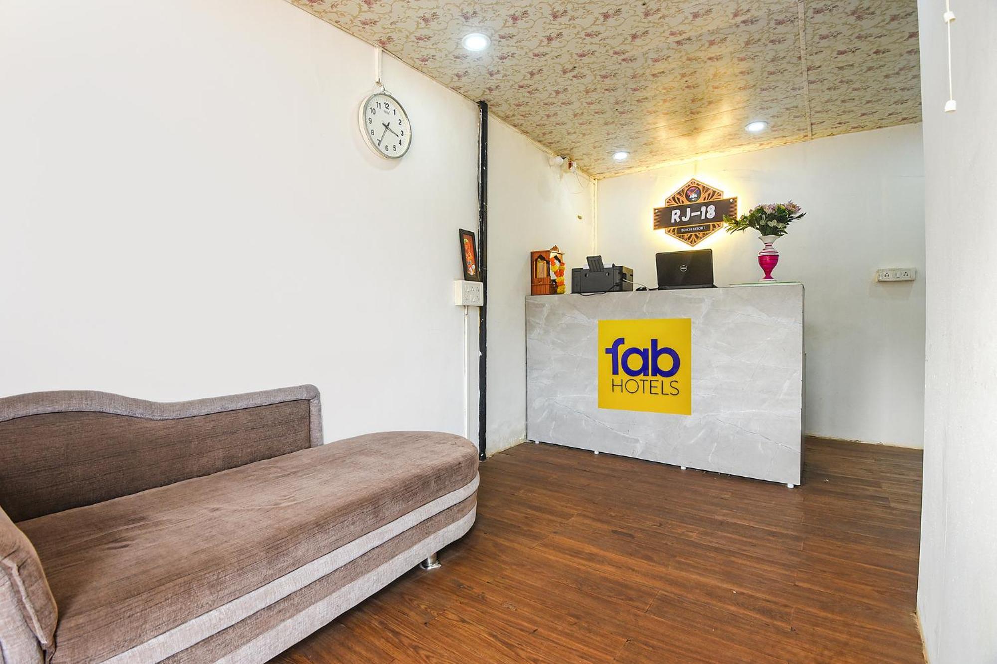 Fabhotel Rj 18 Beach Resort - Nr Baga Beach מראה חיצוני תמונה